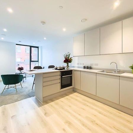 Central Manchester-1Br Apartment Free Parking-Cinema Room Екстер'єр фото